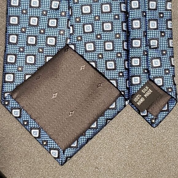 Bruno Piatelli Blue Geometric Metallic Silk Tie - Picture 2 of 4